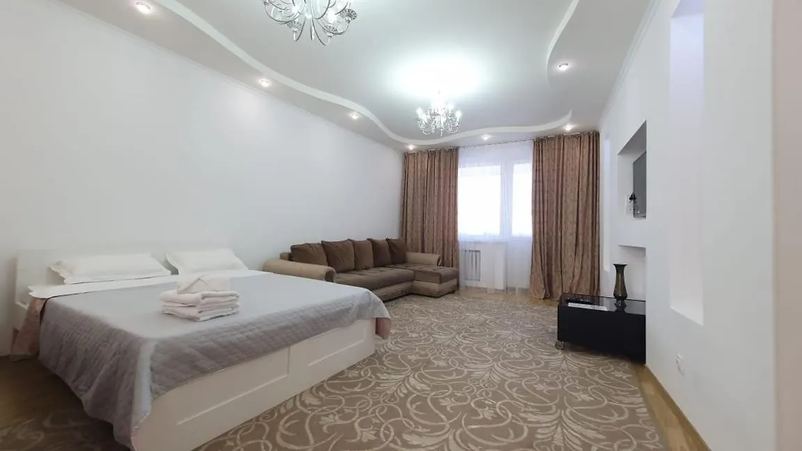 Apartment 251 8 Спальных Мест 3Х Комн Кв С 3Мя Кроватями Раскладным Диваном С Шикарным Видом На Байтерек Nur-Sultan  Kazakhstan